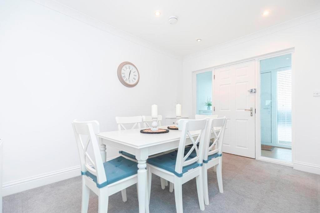 Bournecoast - Clifftop Apartment With Garden -Fm827 伯恩茅斯 外观 照片