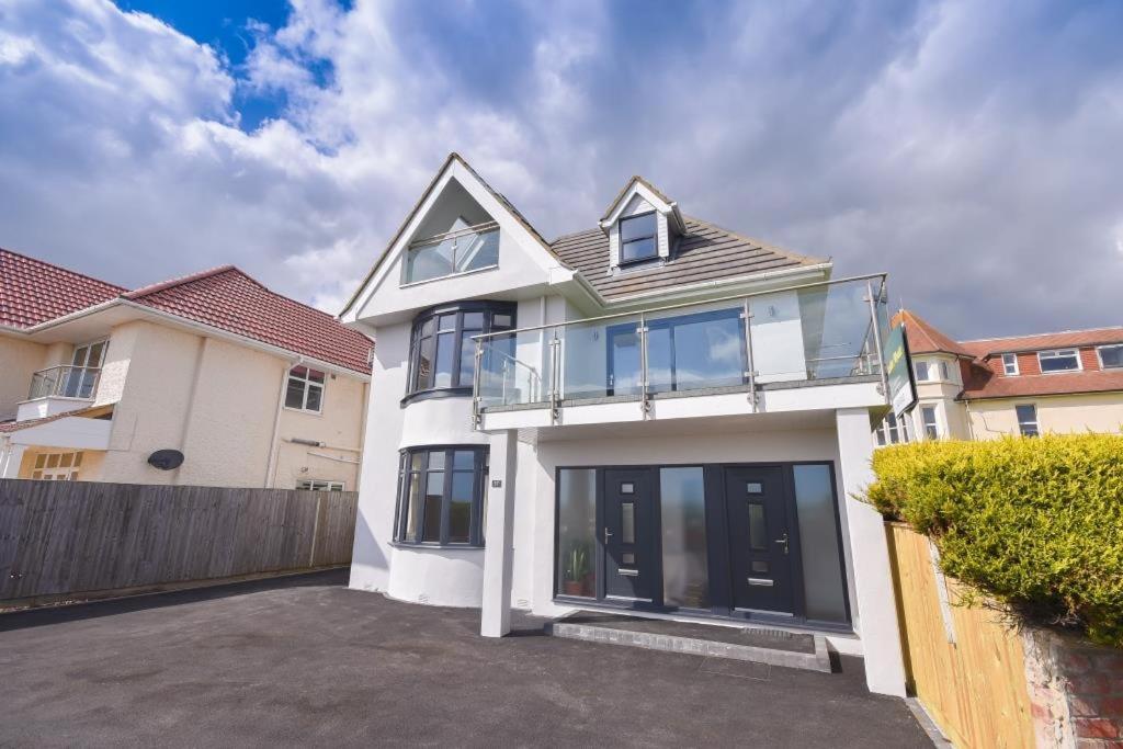Bournecoast - Clifftop Apartment With Garden -Fm827 伯恩茅斯 外观 照片